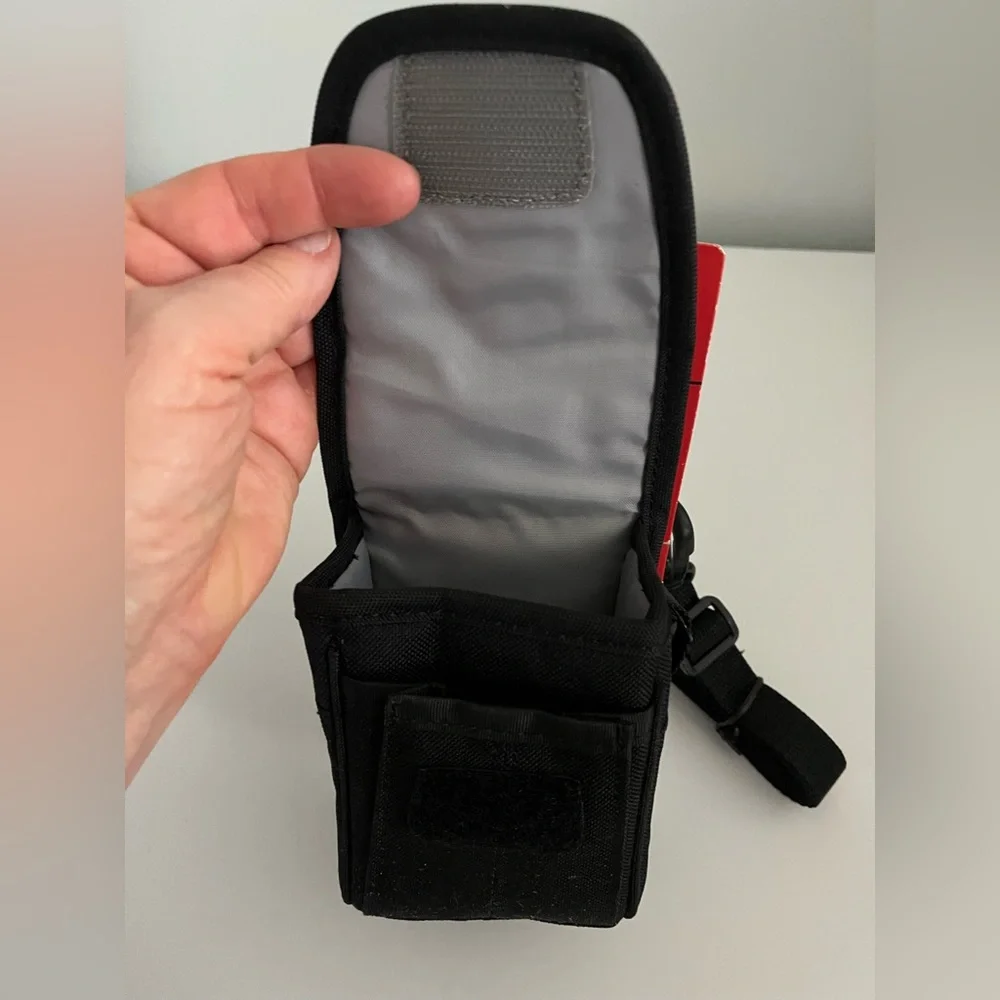 NWT Trax Camera/ Cellphone Pouch